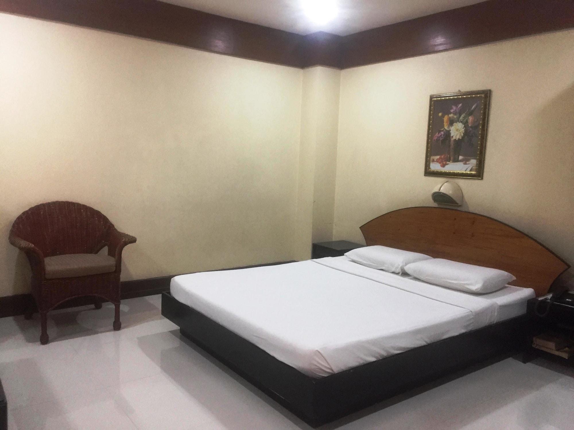 Paragon Suites Cebu Exterior photo