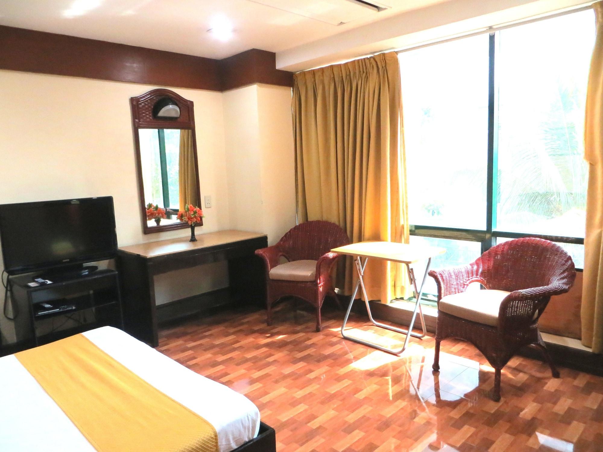 Paragon Suites Cebu Exterior photo